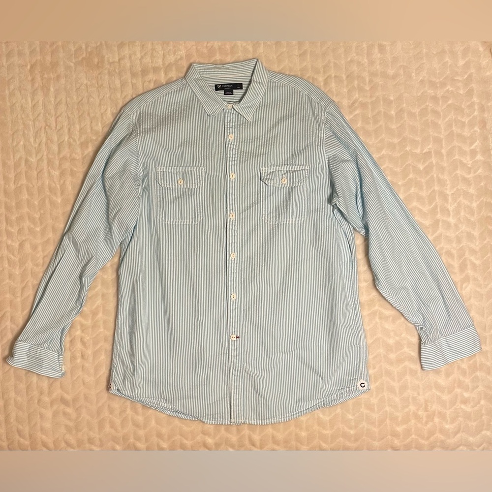EUC- Daniel Cremieux Light Blue Striped Seersucker Button Down Shirt